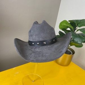 Suede cowgirl / cowboy hat